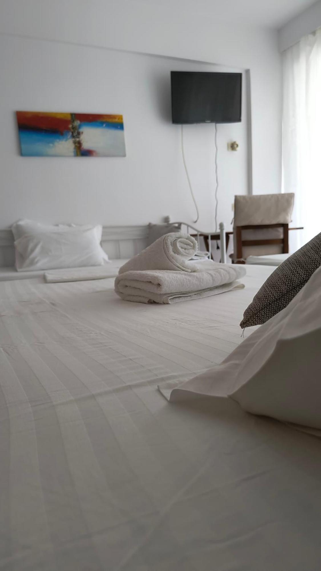 Polyxeni Apartments & Rooms Qeparo Eksteriør billede